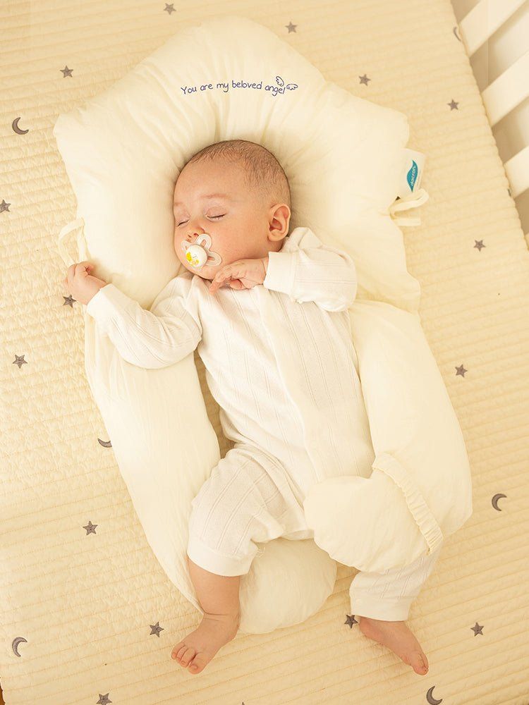 Ultra - Soft Huggable Baby Pillow - Dreamy™ - Baby Bubble Store